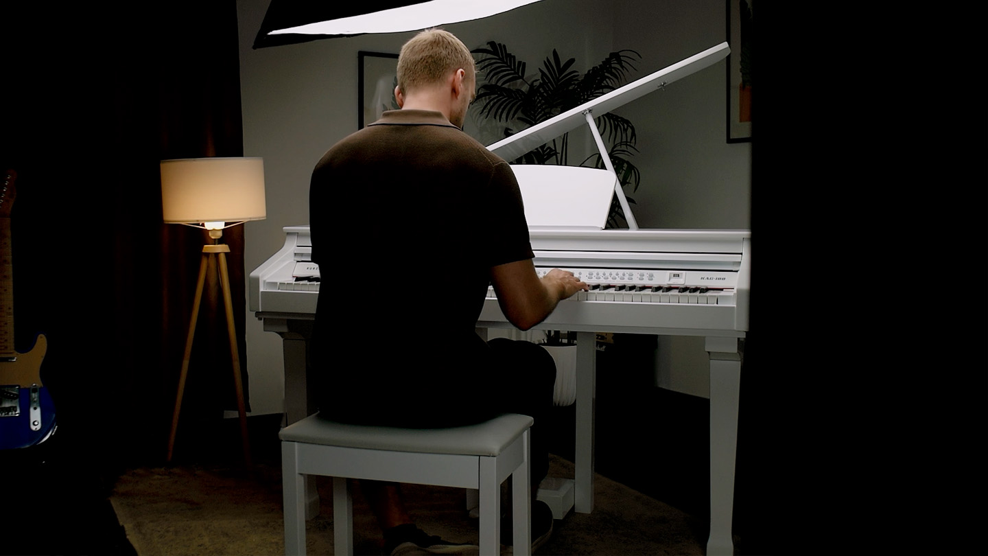 Цифровой рояль Kurzweil KAG100 WHP - фото 3