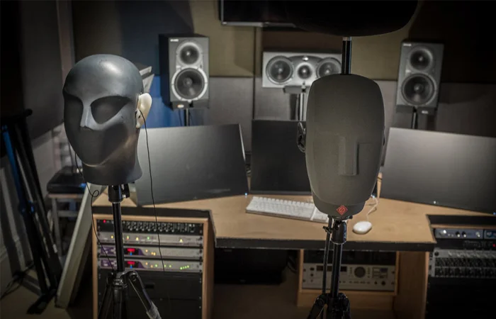 Так выглядит бинауральная запись в студии