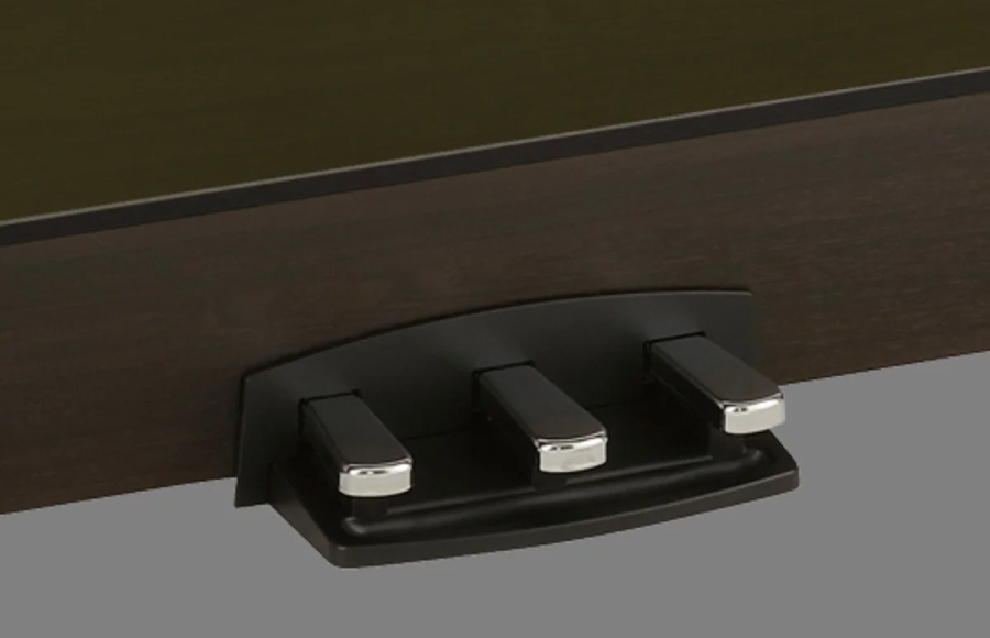  KORG G1 AIR установлен блок с тремя педалями. Они тяжелые и поддерживают функцию полупедали